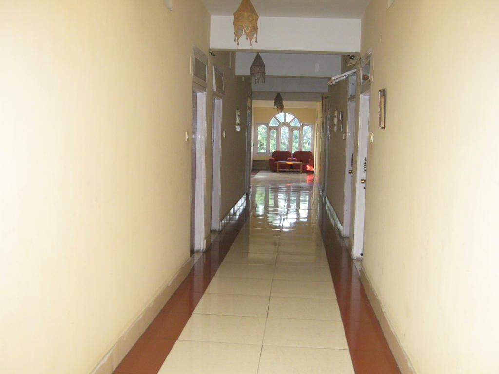 Hotel Blue Moon Guwahati Exterior foto