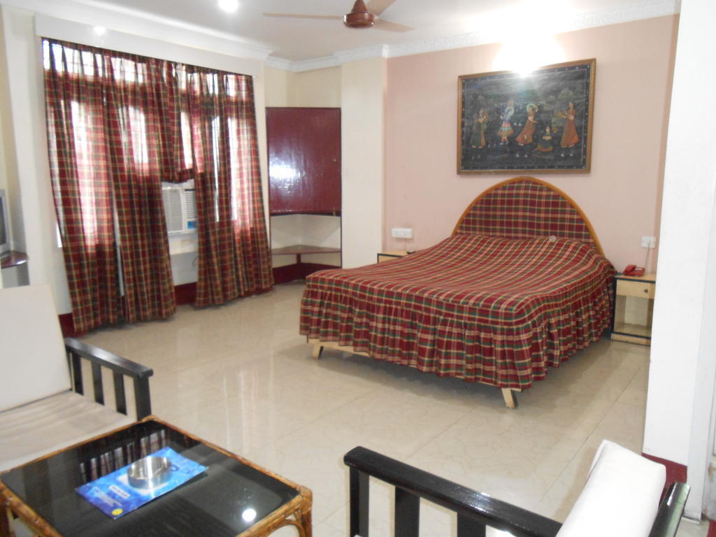 Hotel Blue Moon Guwahati Exterior foto