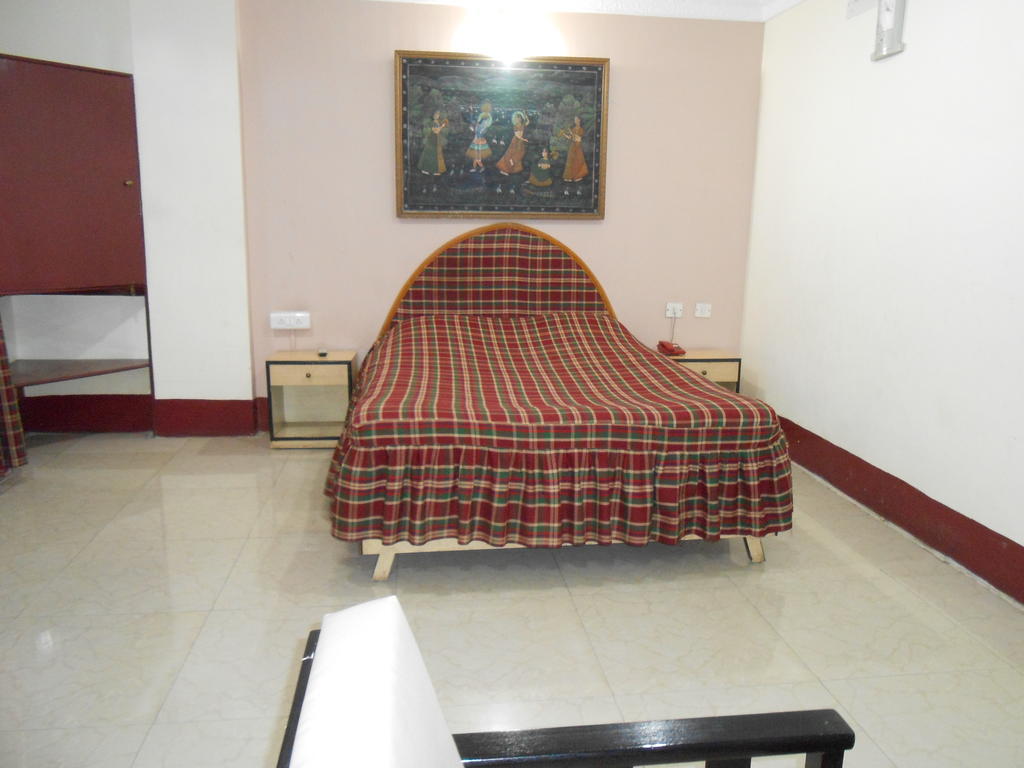 Hotel Blue Moon Guwahati Exterior foto